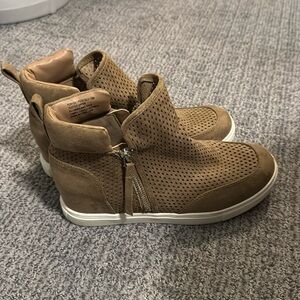 Madden Girl Sneakers